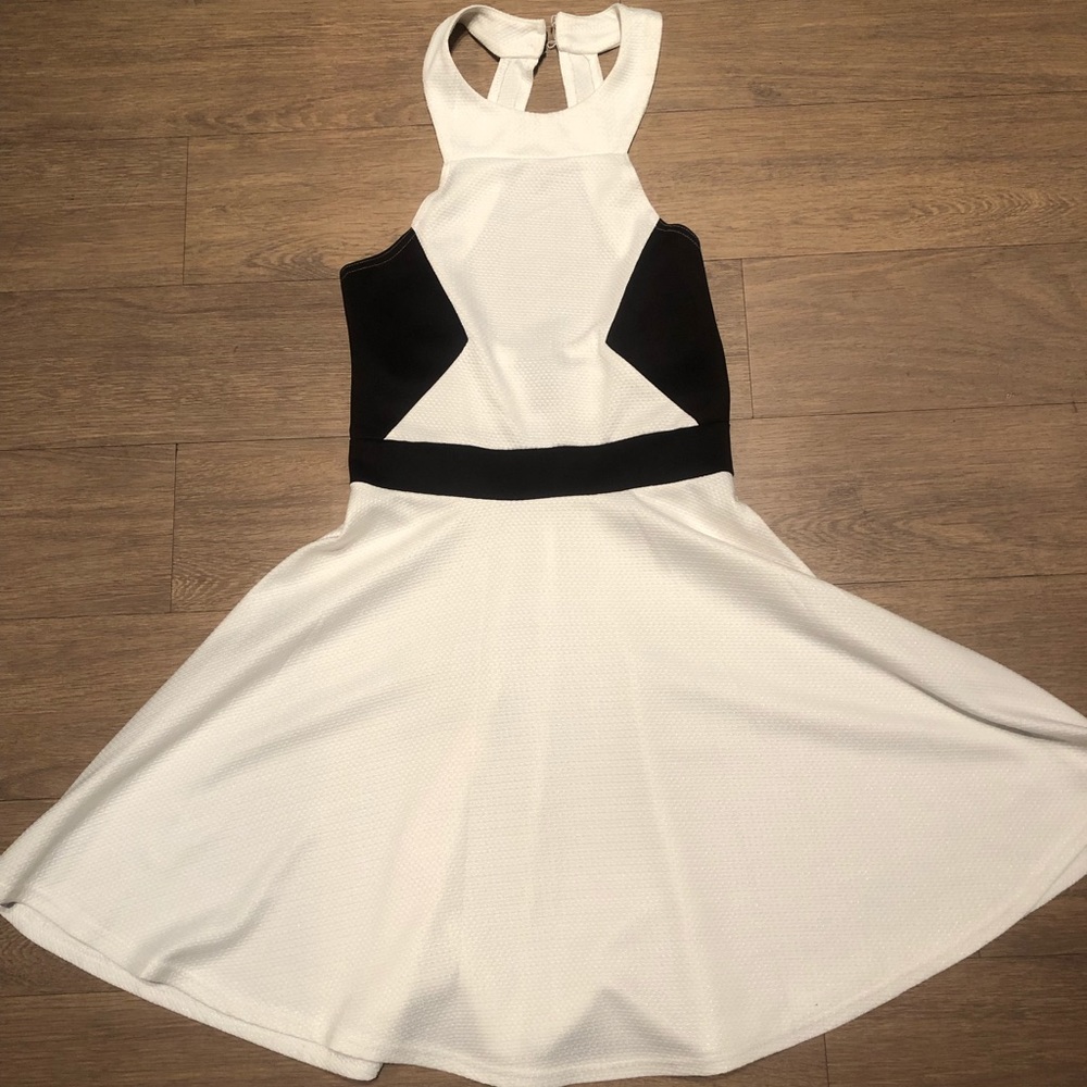 Sassy Spring Dress!!🎉💐